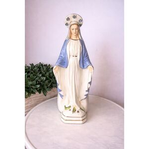 Beautiful vintage Mary planter, ceramic Blessed Mother planter